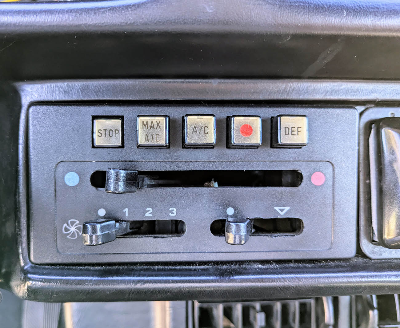 Seat 131 Diplomatic aire acondicionado