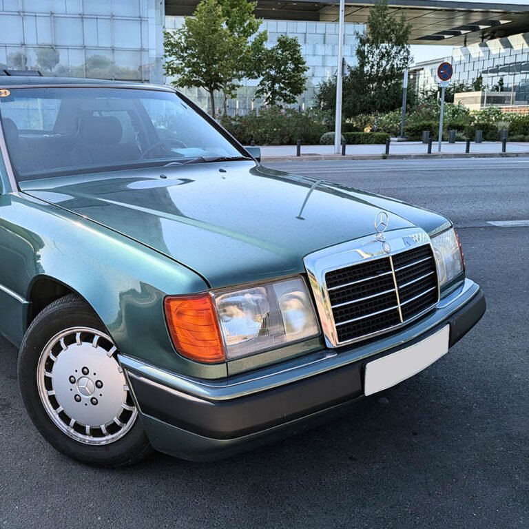 Mercedes 320E W124 1992 frontal 3