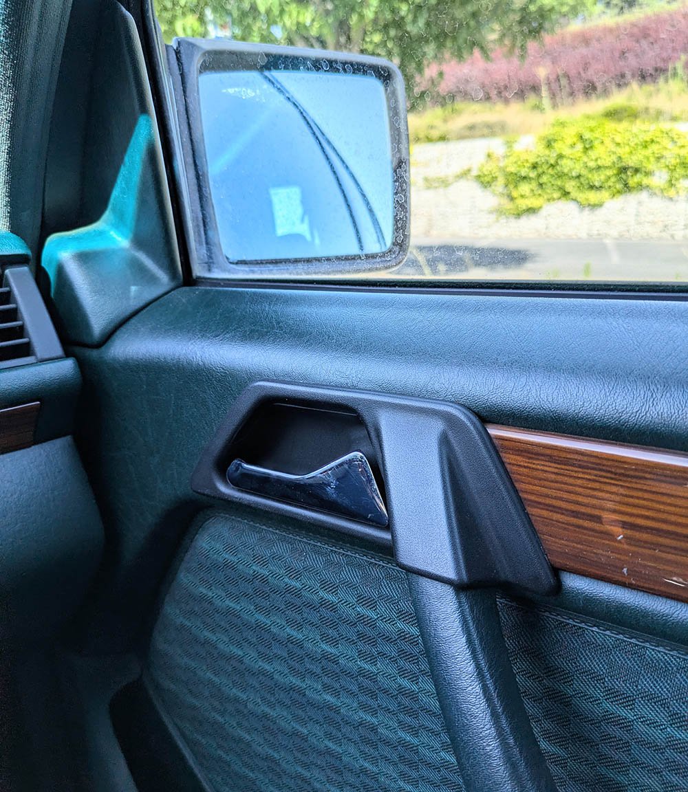 Mercedes 320E W124 1992 panel puerta pasajero